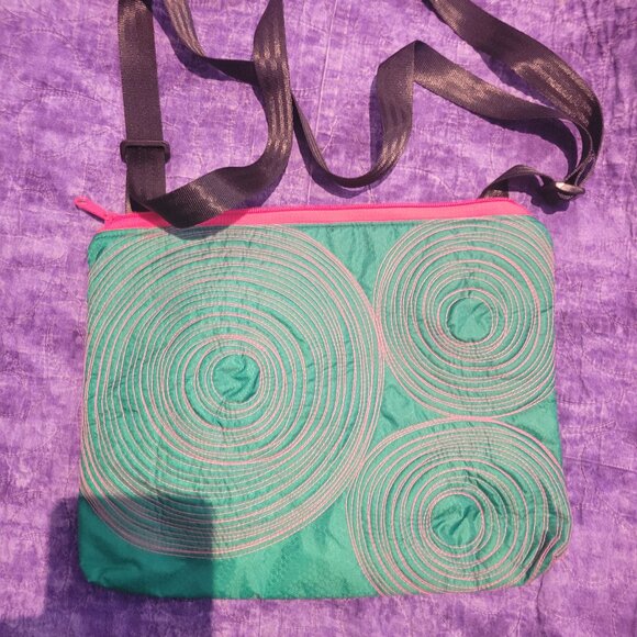 Tenacious NWOT 1 Green, 1 Yellow, 1 Purple Bag/Purse - Picture 1 of 9